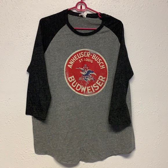 Other - 🛍️5/$20🛍️ Budweiser raglan tee